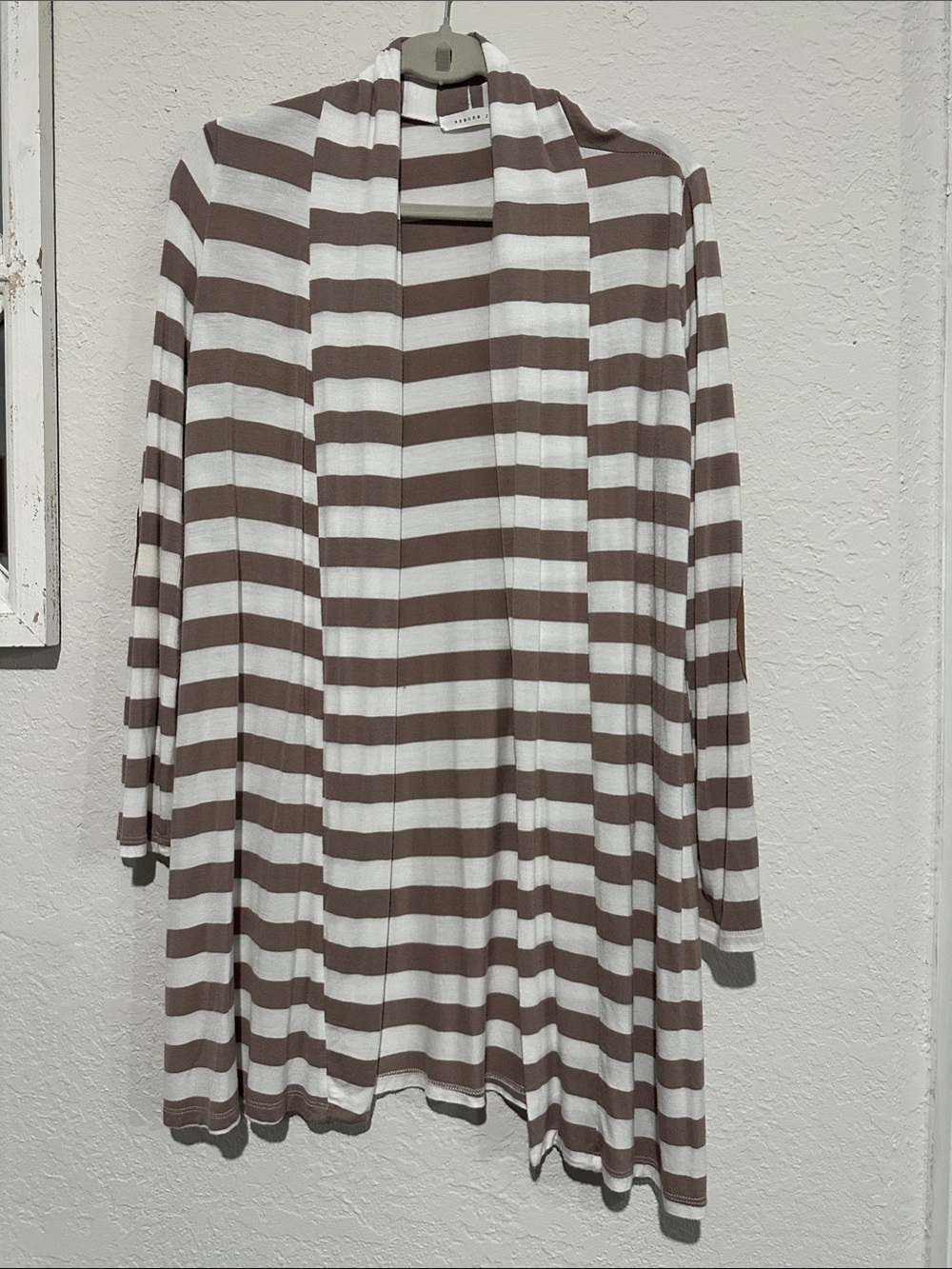 Reborn J Striped Open Cardigan in White & Brown